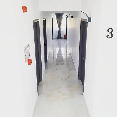 Zeth House Hotel
