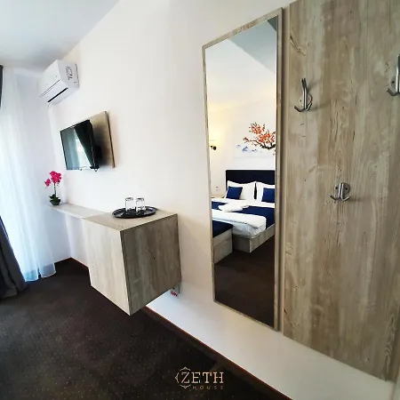 Zeth House