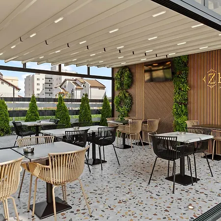 Hotel Zeth House 3*